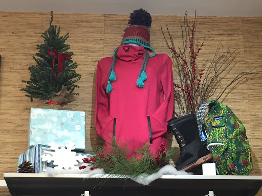 Outdoor Sports Store «Clear Water Outdoor - Delafield», reviews and photos, 803 N Genesee St, Delafield, WI 53018, USA