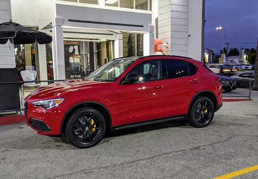 Van Nuys Alfa Romeo image