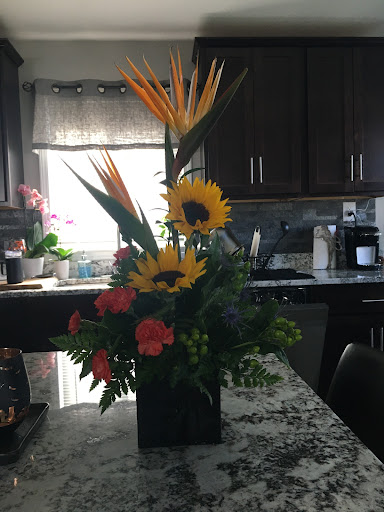 Florist «Affordable Flowers», reviews and photos, 33289 Woodward Ave, Birmingham, MI 48009, USA