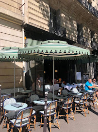 Atmosphère du Restaurant français Le Carré Élysée à Paris - n°5