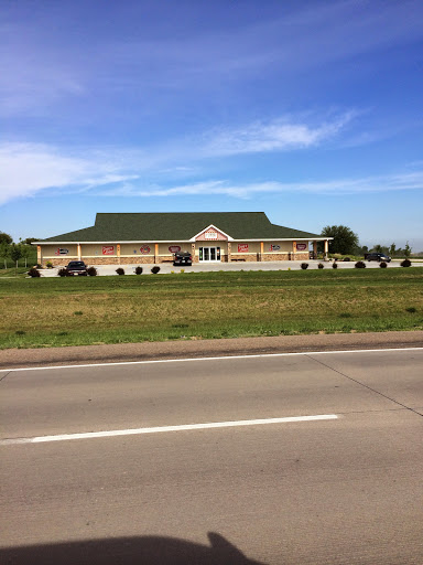 Roofing Contractor «Malcom Roofing & General Contracting», reviews and photos, 3210 Antelope Ave, Kearney, NE 68847, USA