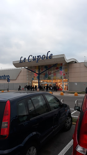 San Giuliano Milanese Cc Le Cupole - Centro commerciale