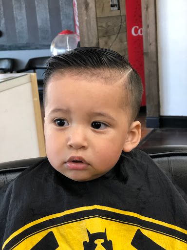 Barber Shop «Legendz BarberShop», reviews and photos, 102 W Main St, Grand Prairie, TX 75050, USA