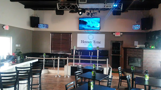 Bar & Grill «Henney Tyme Bar and Lounge», reviews and photos, 3200 Hallandale Beach Blvd, Hollywood, FL 33023, USA
