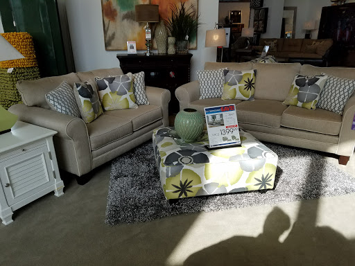 Furniture Store «Rooms To Go & Rooms To Go Kids», reviews and photos, 16350 FL-50, Clermont, FL 34711, USA