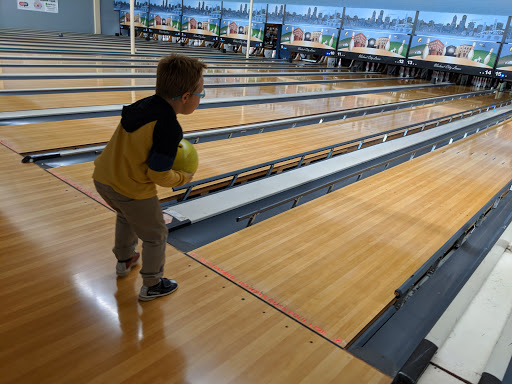 Bowling Alley «Walnut City Lanes», reviews and photos, 1800 SW East St, McMinnville, OR 97128, USA