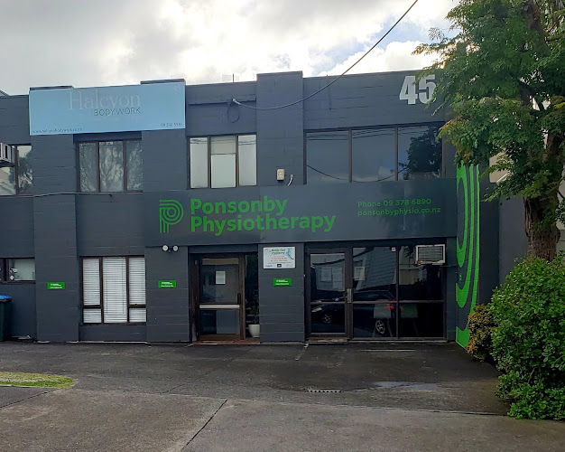 Ponsonby Physio Clinic - Physical therapist