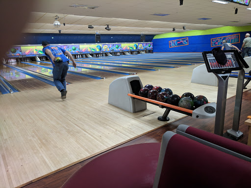 Bowling Alley «Thomaston Lanes Inc», reviews and photos, 180 Watertown Rd, Thomaston, CT 06787, USA