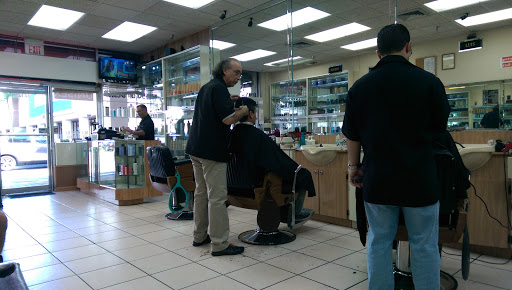 Barber Shop «Rays Barber Shop & Hairstyling», reviews and photos, 12125 Biscayne Blvd, North Miami, FL 33181, USA