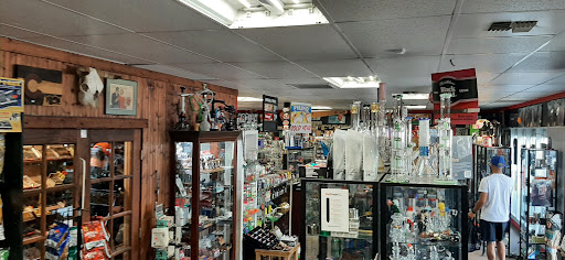 Tobacco Shop «GoodFellas Smoke Shop», reviews and photos, 1007 Caprice Dr, Castle Rock, CO 80109, USA