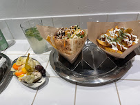 Plats et boissons du Restaurant Broche - shawarma au feu de bois à Paris - n°5