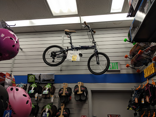 Sporting Goods Store «Big 5 Sporting Goods - La Quinta», reviews and photos, 78-710 CA-111, La Quinta, CA 92253, USA