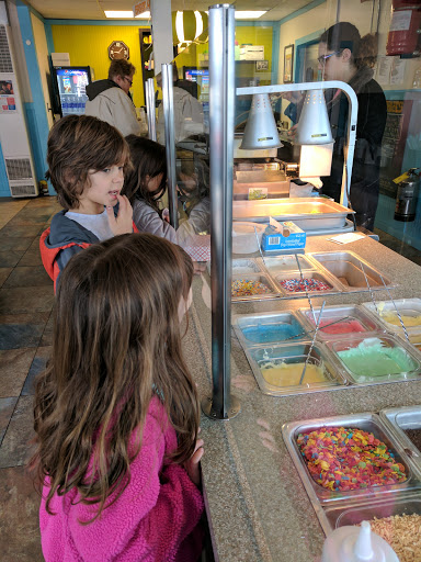 Donut Shop «Top That! Donuts», reviews and photos, 210 Ocean Ave, Point Pleasant Beach, NJ 08742, USA