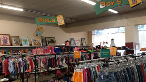 Thrift Store «Thrift Town», reviews and photos, 16160 E 14th St, San Leandro, CA 94578, USA