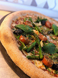 Plats et boissons du Pizzeria Le PasSage by La caravane d'olive pizzas à Orgon - n°2