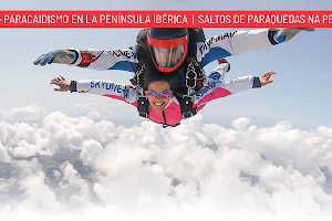 Skydive León Paracaidismo image