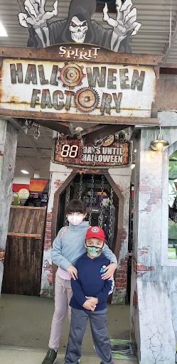 Clothing Store «Old Navy», reviews and photos, 13915 20th Ave, College Point, NY 11356, USA