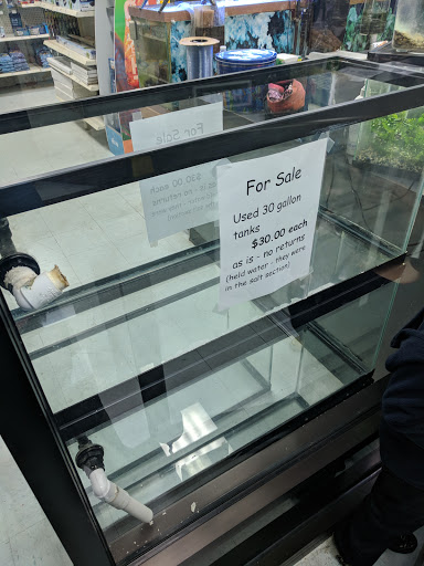 Pet Store «Inland Reef Pet Store», reviews and photos, 817 Cross Lanes Dr, Cross Lanes, WV 25313, USA