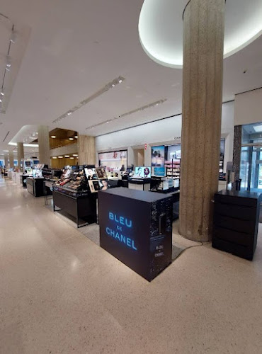 CHANEL Fragrance and Beauty Corner telefoonnummer