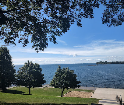 Lake Ontario Park