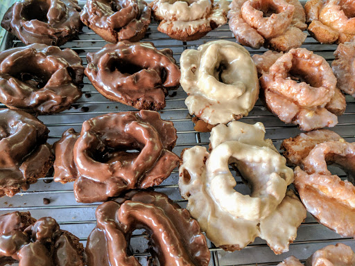 Donut Shop «Donut Alley», reviews and photos, 471 Magnolia Ave, Larkspur, CA 94939, USA
