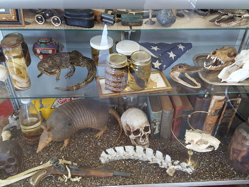 Tattoo Shop «Clovis Ink Tattoo», reviews and photos, 91 W Shaw Ave, Clovis, CA 93612, USA