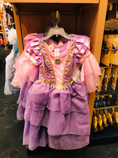 Toy Store «Disney Store», reviews and photos, 1107 Newpark Mall, Newark, CA 94560, USA