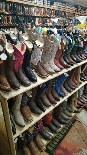 Western Apparel Store «Country General Store», reviews and photos, 6279 Van Nuys Blvd, Van Nuys, CA 91401, USA