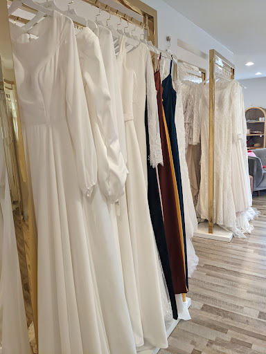 Bridal Shop «OffWhite by Bridal Expressions», reviews and photos, 10489 State St, Sandy, UT 84070, USA