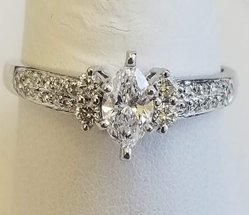 Jeweler «F.A.O. Jewelers», reviews and photos, 333 W Grand River Ave A, Brighton, MI 48116, USA