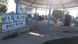 Daniel Fernandez Memorial Park - photo 58