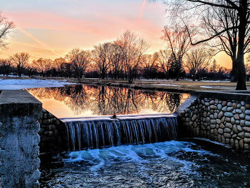 Country Club «McHenry Country Club», reviews and photos, 820 N John St, McHenry, IL 60050, USA