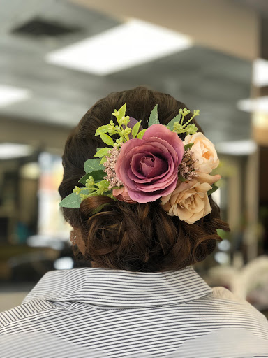 Beauty Salon «Breckenridge Hair Company», reviews and photos, 101 N Main St, Breckenridge, CO 80424, USA