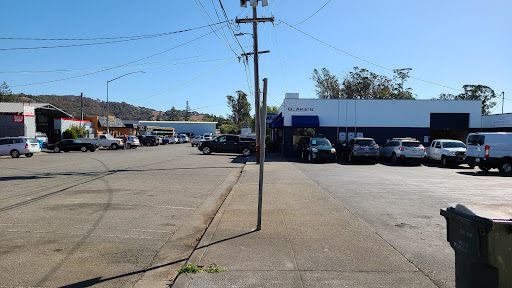 Auto Body Shop «Blakes Auto Body Shop», reviews and photos, 861 Vallejo Ave, Novato, CA 94945, USA