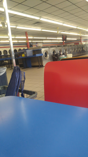 Laundromat «Wash Land Laundromat», reviews and photos, 6049 E Virginia Beach Blvd, Norfolk, VA 23502, USA