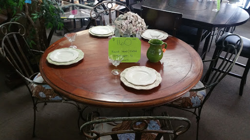 Thrift Store «M&M Thrift And Salvage», reviews and photos, 1517 Lucky St, Griffin, GA 30223, USA