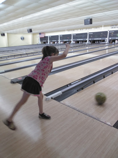 Bowling Alley «New Smyrna Lanes», reviews and photos, 185 N Causeway, New Smyrna Beach, FL 32169, USA