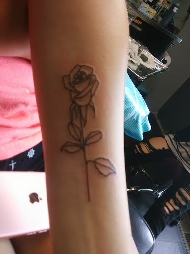 Tattoo Shop «Immortal Canvas», reviews and photos, 4125 Hamilton Middletown Rd, Hamilton, OH 45011, USA