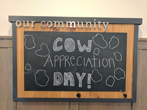 Fast Food Restaurant «Chick-fil-A», reviews and photos, 595 Northtown Dr NE, Blaine, MN 55434, USA