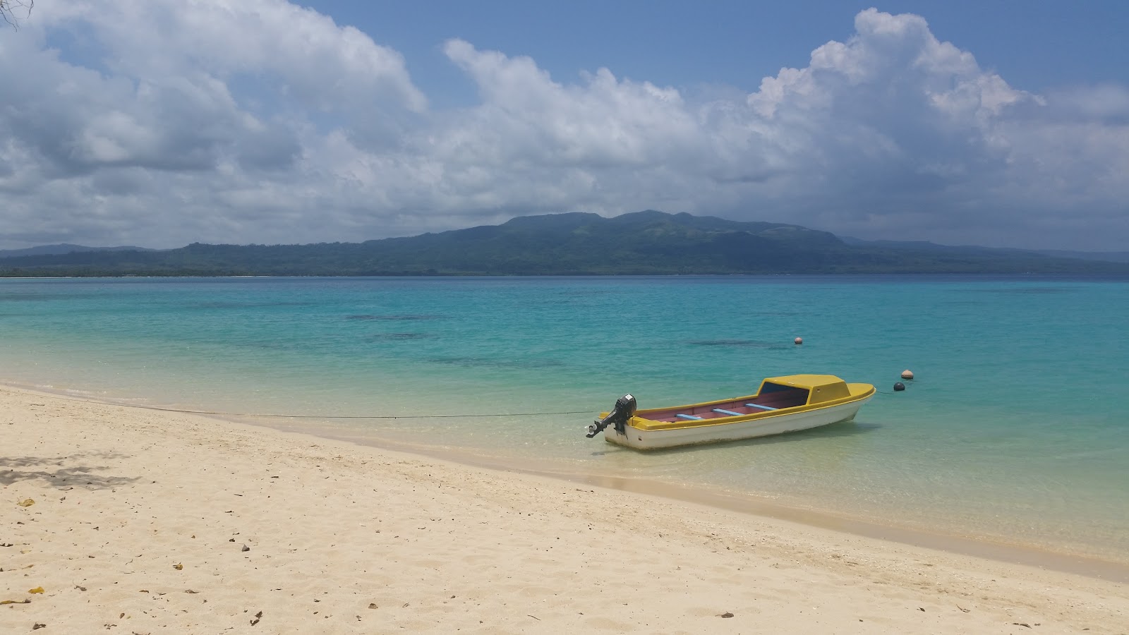 Foto de Worearu Beach com alto nível de limpeza