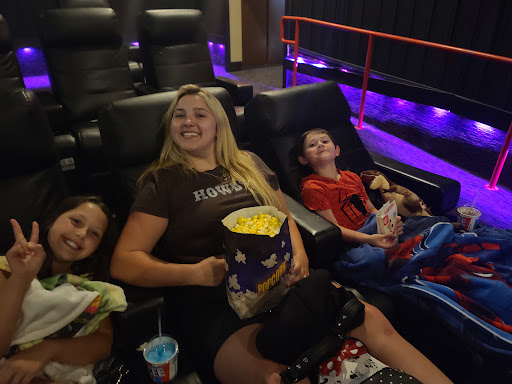 Movie Theater «Paragon Pavilion», reviews and photos, 833 Vanderbilt Beach Rd, Naples, FL 34108, USA