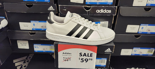 Shoe Store «Shoe Carnival», reviews and photos, 2105 N Prospect Ave, Champaign, IL 61822, USA