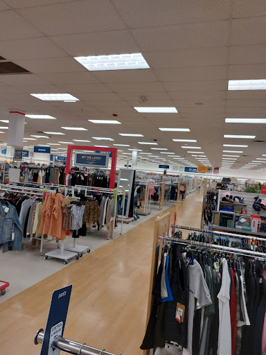 Department Store «Marshalls», reviews and photos, 41920 Ford Rd, Canton, MI 48187, USA