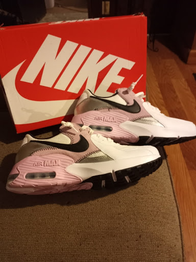 Sporting Goods Store «Academy Sports + Outdoors», reviews and photos, 9997 Crossing Way #800, Denham Springs, LA 70726, USA