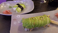 Plats et boissons du Restaurant asiatique Le Paradis du Sushi à Villennes-sur-Seine - n°4