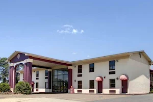 Econo Lodge Conference Center image