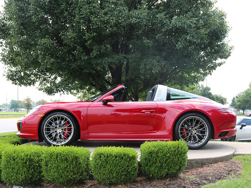 Used Car Dealer «Premier Sports Cars», reviews and photos, 1950 E Chestnut Expy, Springfield, MO 65802, USA