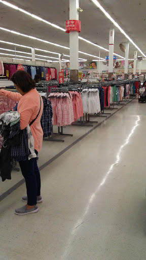 Shopping Mall «Central Shopping Plaza», reviews and photos, 3825 NW 7th St, Miami, FL 33126, USA