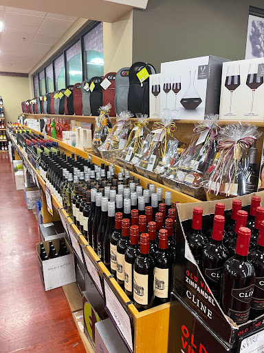 Liquor Store «Table and Vine», reviews and photos, 1119 Riverdale St, West Springfield, MA 01089, USA