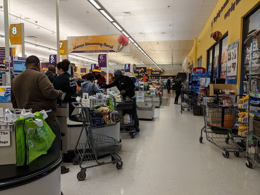 Grocery Store «Giant Food», reviews and photos, 10400 Old Georgetown Rd, Bethesda, MD 20814, USA